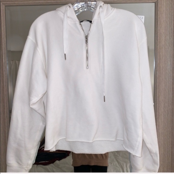 Abercrombie & Fitch Tops - 🍁 White hooded half-zip sweatshirt